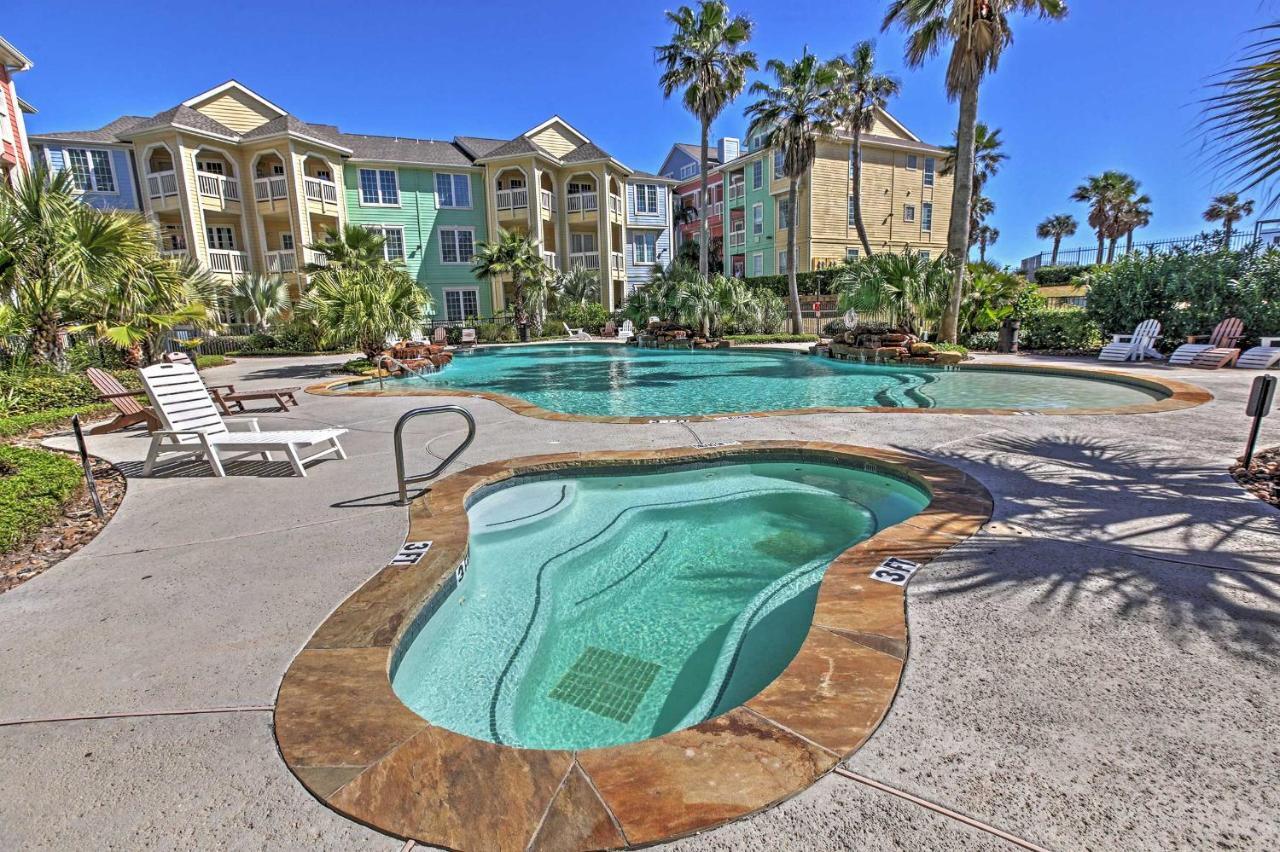 Colorful Galveston Retreat Steps From Beach And Pool Exterior foto